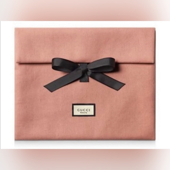 Lot of 4 Cosmetic Pouches/Toiletry Pouches/Travel Pouches - Picture 2 of 11